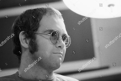 elton-john-bernie-taupin-say-goodbye-norman-jean-and-other-things-tv-programme-1973-shutterstock-editorial-4621409bt.jpg