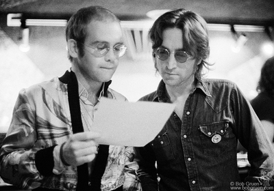 R-140_JLennon_EJohn1974_Gruen.jpg