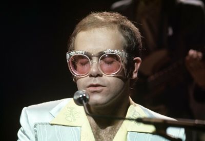 Elton-John-Music-Photo-A-47.jpg