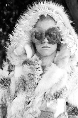 “You’ll never believe this, but I am pretty sure this shot was taken in Los Angeles. I never quite understood why he had so many fur coats in California!” -Terry O’Neill
