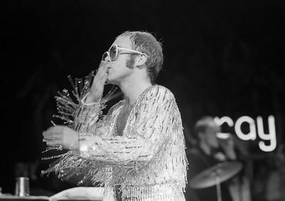 elton70-72.jpg