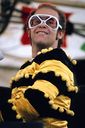 001030_eltonjohn300.jpg