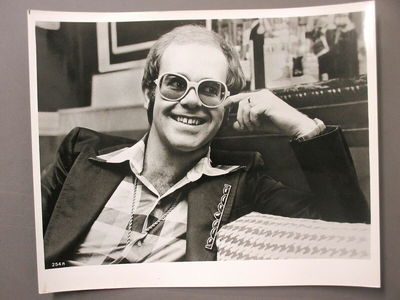 Elton-John-promo-photo-8-X-10-glossy.jpg