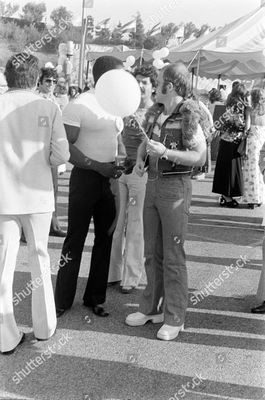 elton-john-carnival-at-universal-studios-shutterstock-editorial-10474685an.jpg