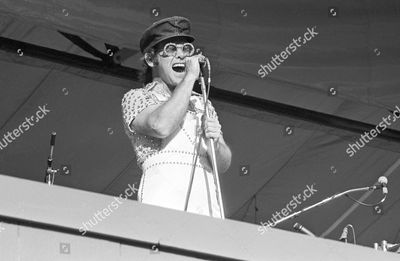 elton-john-in-concert-at-dodger-stadium-los-angeles-usa-october-1975-shutterstock-editorial-10196907ad.jpg