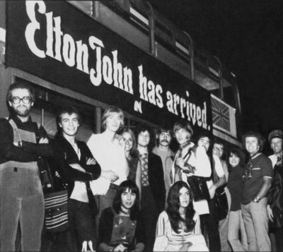 1598354885troubadour-bus-eltonjohnhasarrived-1970.jpeg