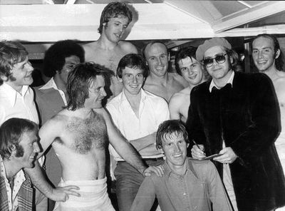 0_Grimsby-Town-Elton-John.jpg