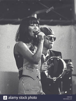 KIKI_DEE_with_Elton_John.jpg