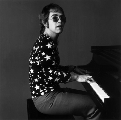 04-style-gallery-elton-john-billboard-1240-1210x1200.jpg