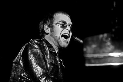 elton-john-at-piano-c-1975-daniel-hagerman.jpg